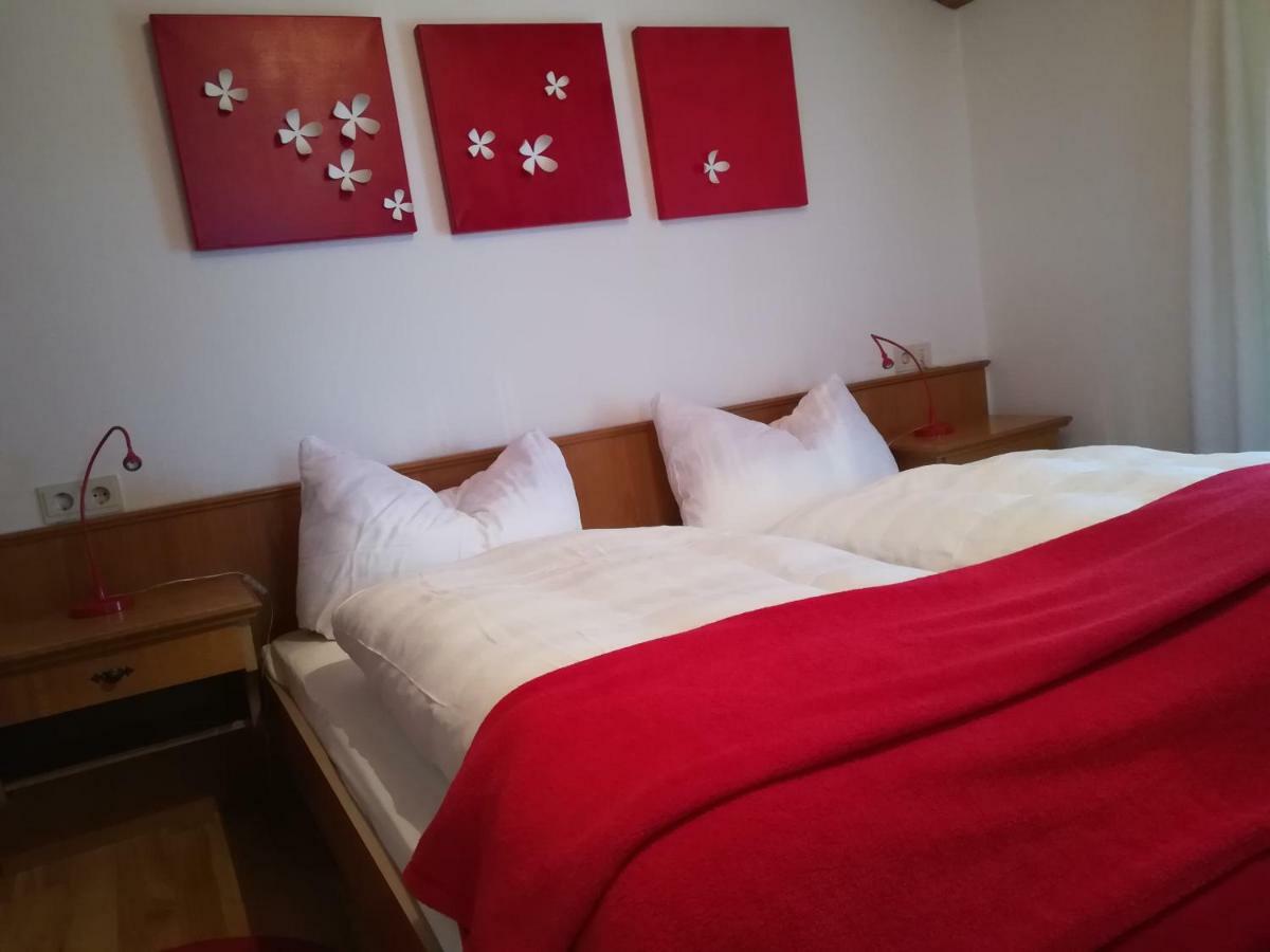 Gaestehaus Anna 格罗萨尔 外观 照片